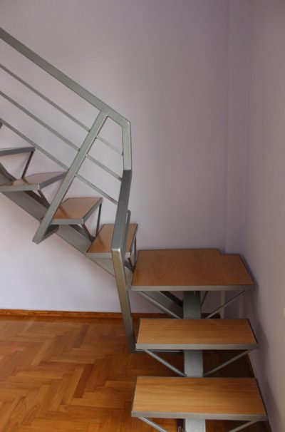 Paidiko 4 istoselida